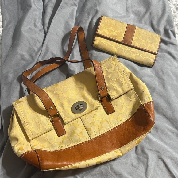 Yellow and Brown Vintage early 2000’s Coach Bag and Wallet Set - Picture 1 of 16